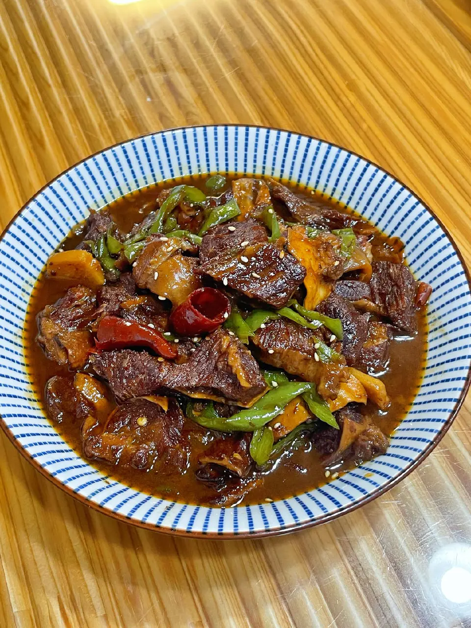 红烧牛筋腩成品图