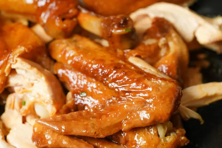 电饭煲焖整鸡 第 7 步