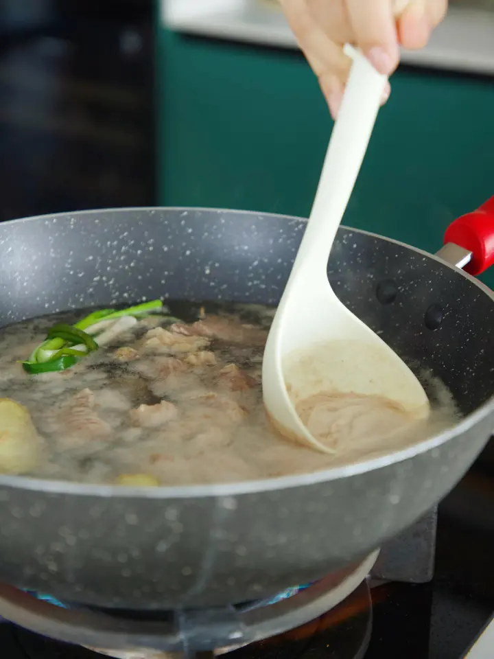 电饭煲番茄牛腩 第 4 步