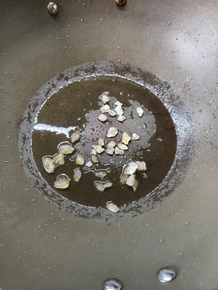 鹌鹑蛋鲍鱼红烧肉 第 8 步