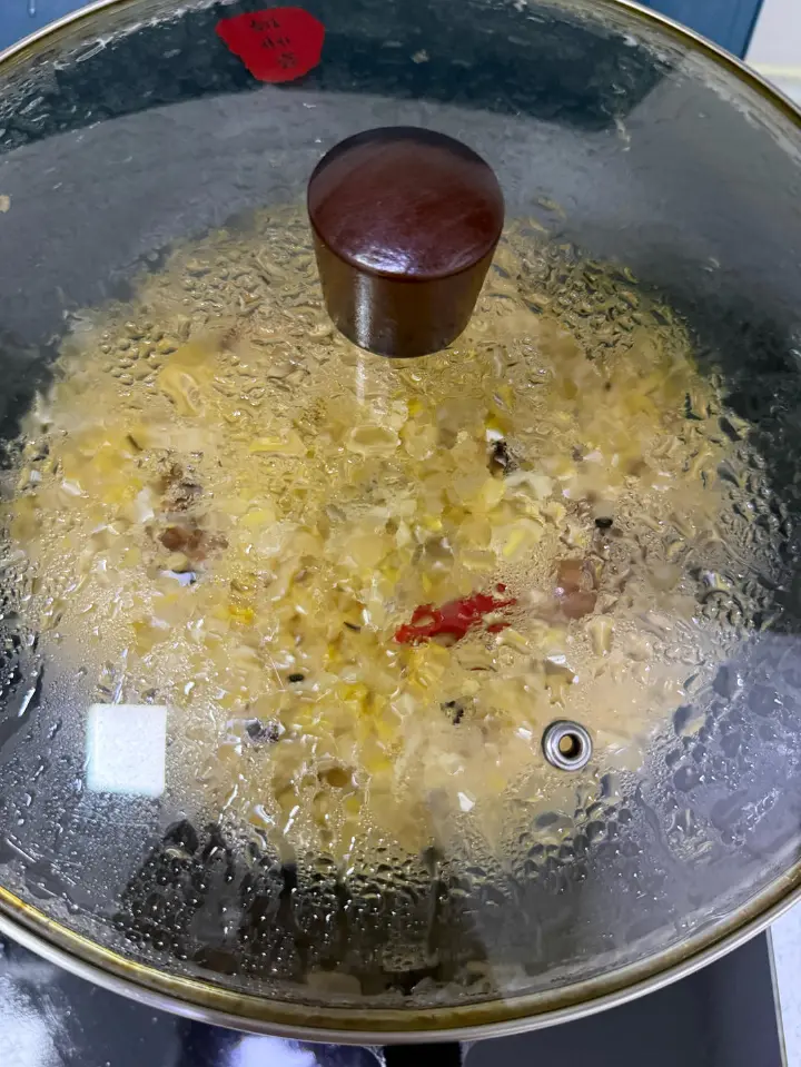 酸菜炖排骨 第 11 步
