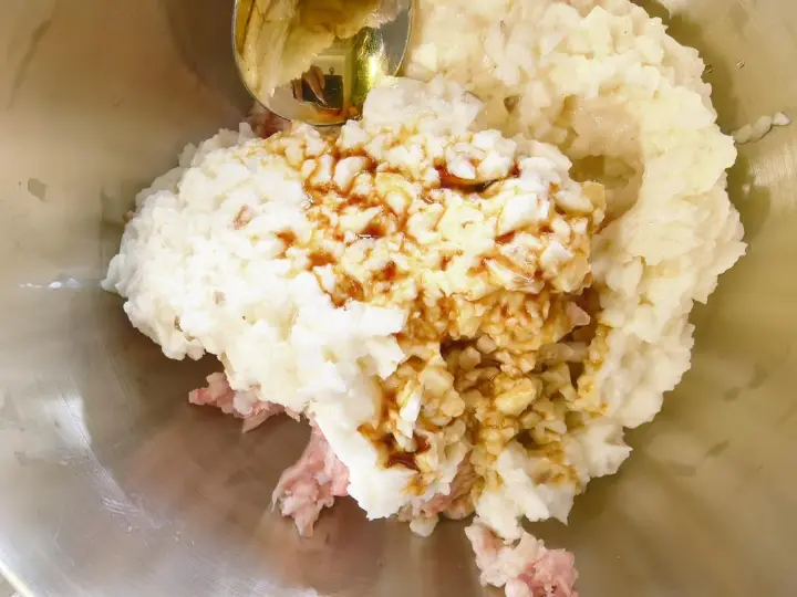 山药猪肉丸子 第 4 步