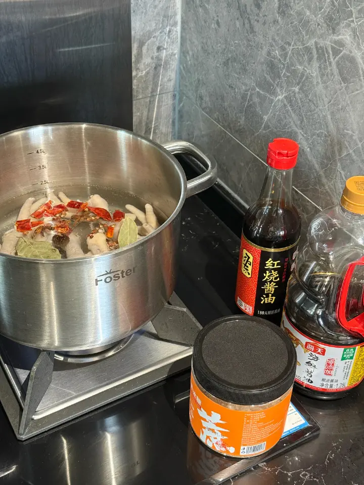 尖椒爆炒鸡爪 第 4 步
