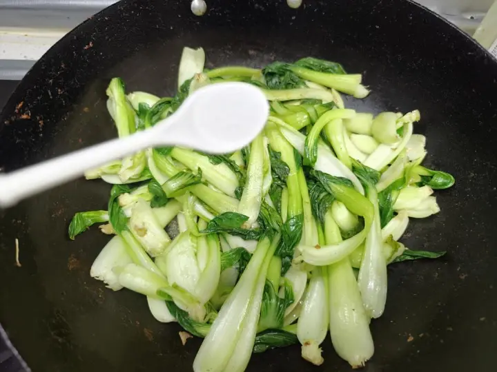 上海青炒肉片 第 4 步