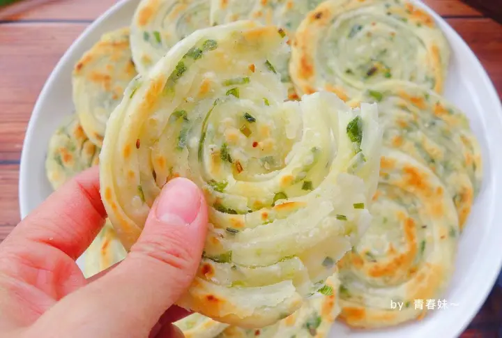 饺子皮葱油饼 第 17 步