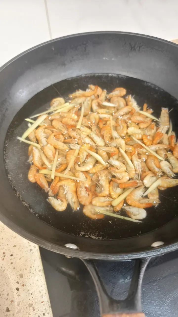 盐水河虾 第 2 步