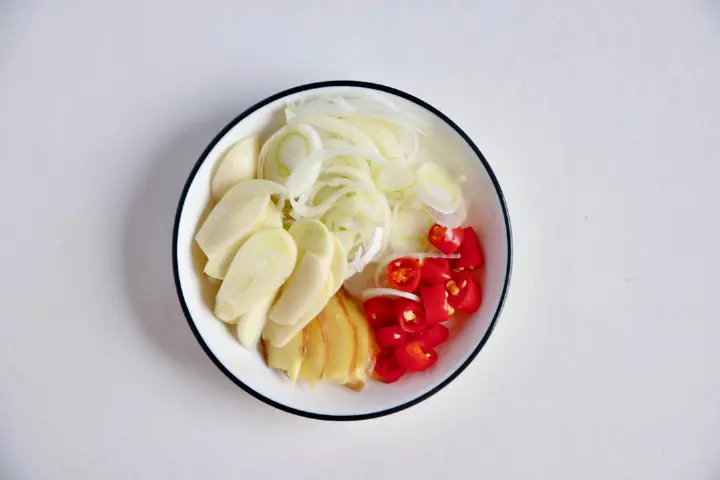番茄酸汤排骨 第 4 步