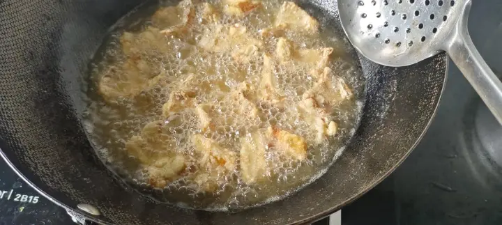 椒盐豆腐鱼 第 13 步