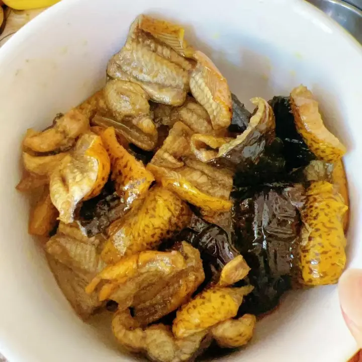 干锅炝鳝鱼段 第 7 步