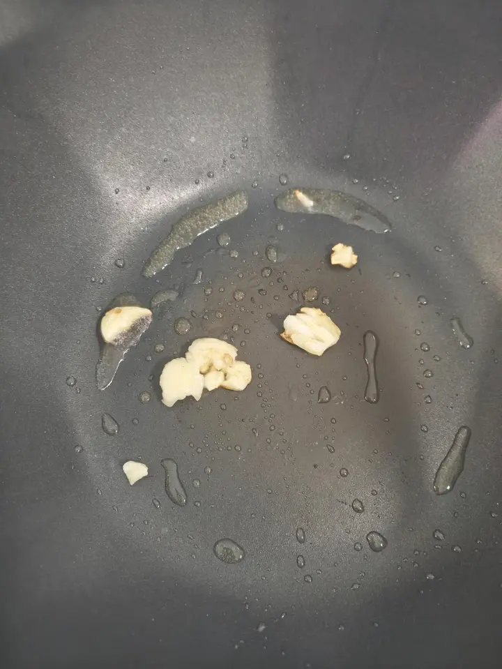 紫苏炒土豆片 第 3 步