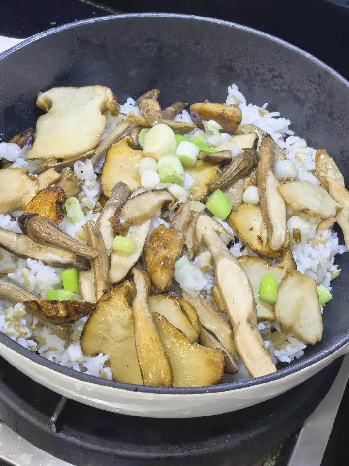 菌菇煲仔饭 第 5 步