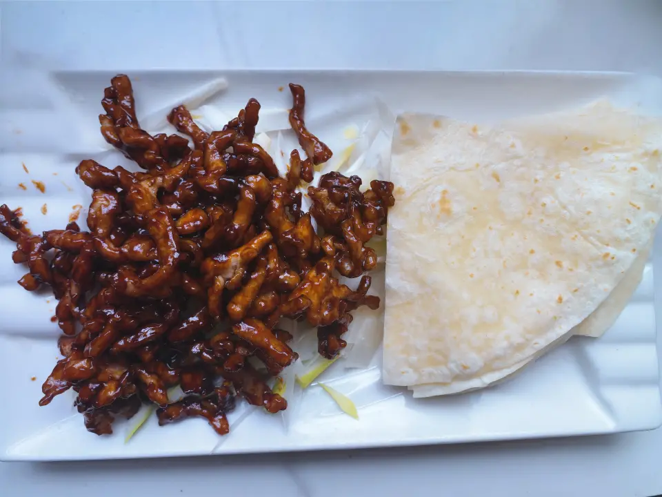 京酱肉丝成品图