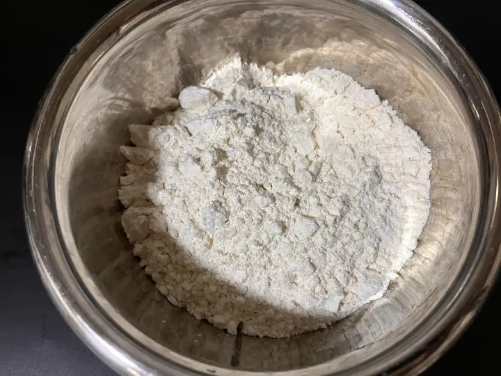 香辣豆腐水煎包 第 1 步