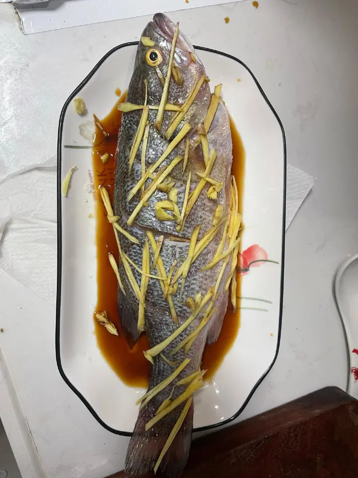 广式清蒸鲈鱼 第 2 步