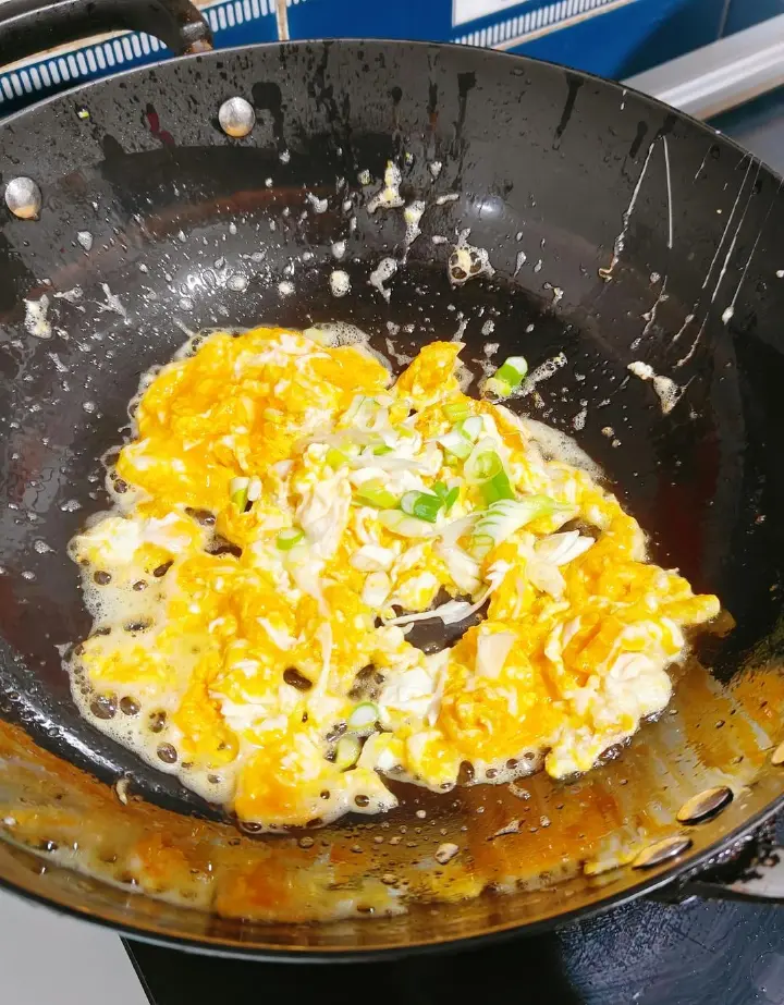粉丝鸡蛋炒包菜 第 2 步