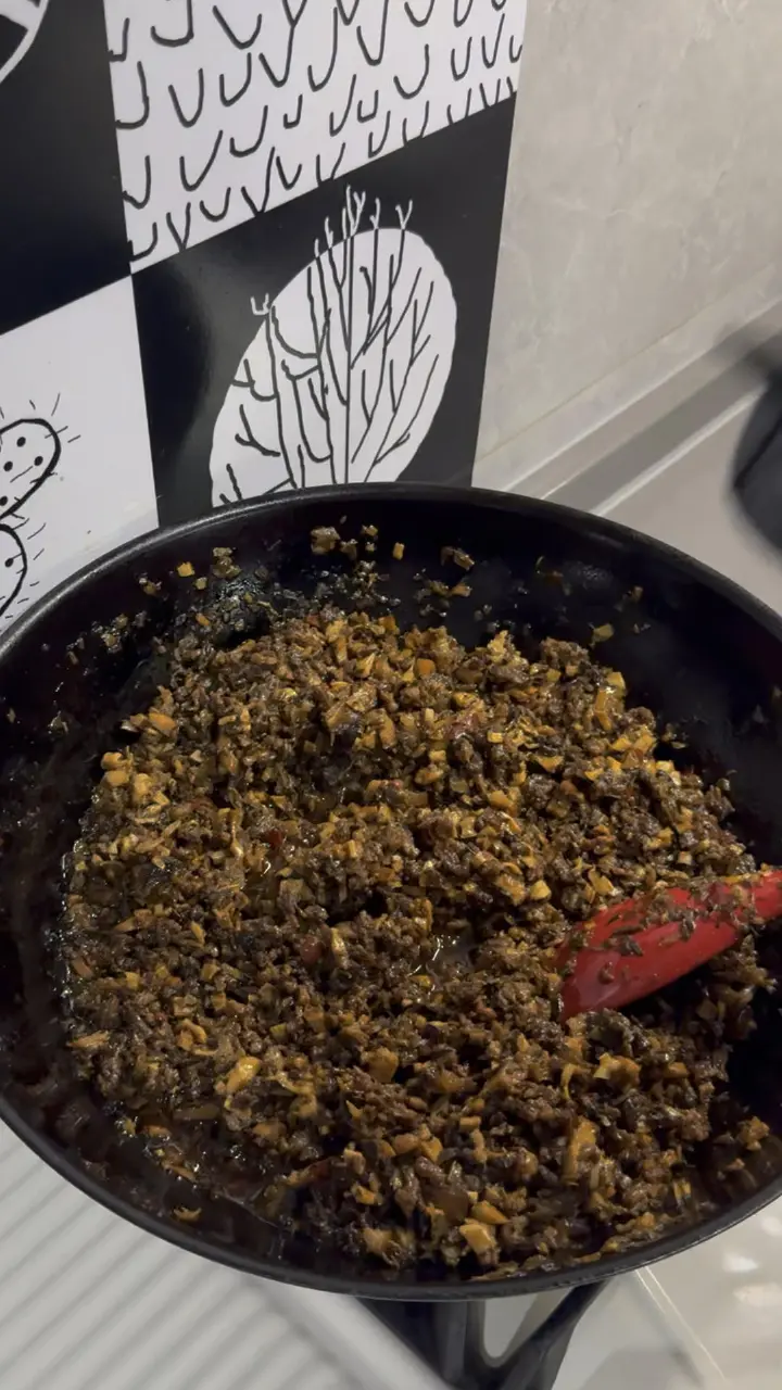 香菇笋干牛肉酱 第 10 步