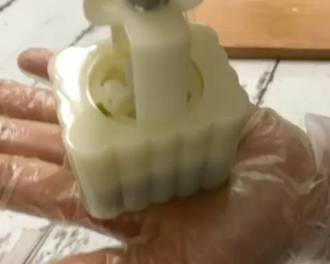 奶香绿豆糕 第 10 步