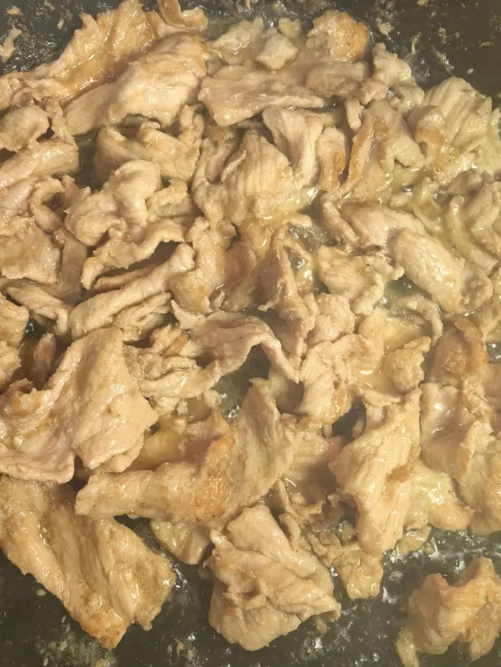 麻椒炒肉 第 4 步