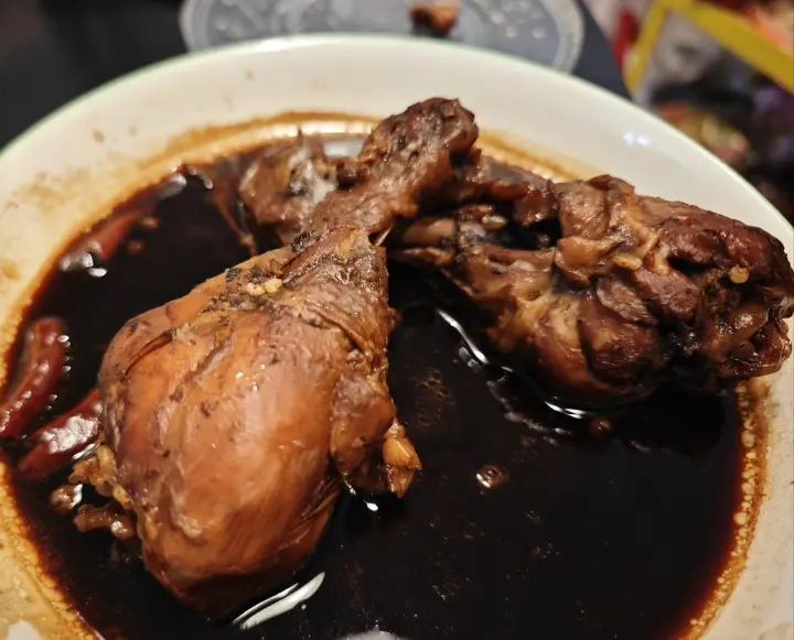 电饭煲红烧鸡腿 第 4 步