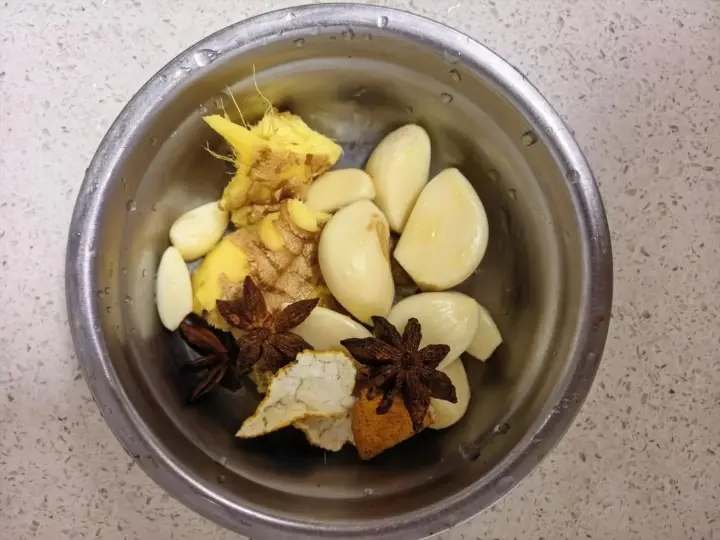 电饭煲西红柿焖牛腩 第 5 步