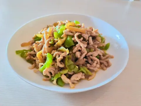 青椒榨菜肉丝