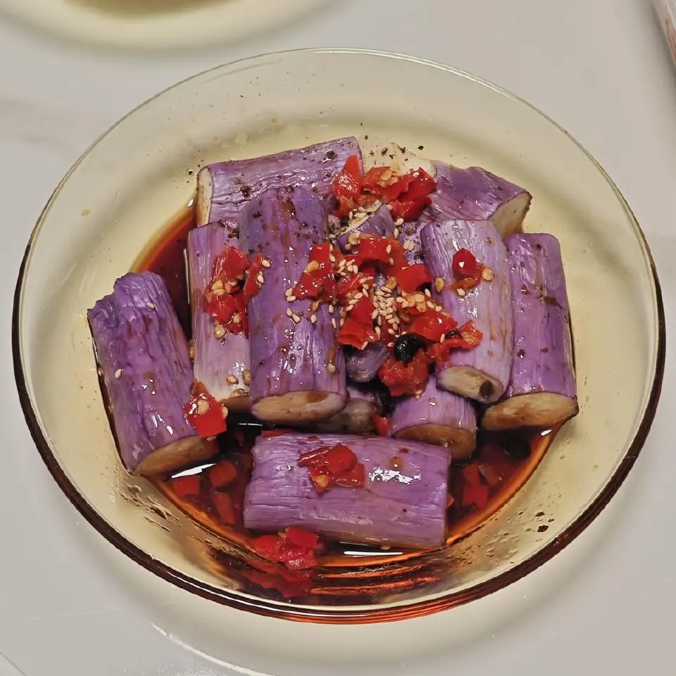 剁椒蒸茄子成品图