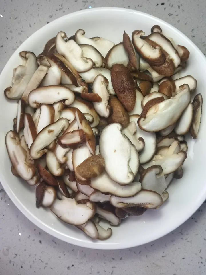 蚝油香菇 第 3 步