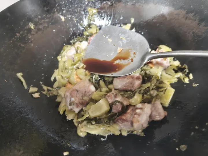 酸菜粉丝炖排骨 第 4 步