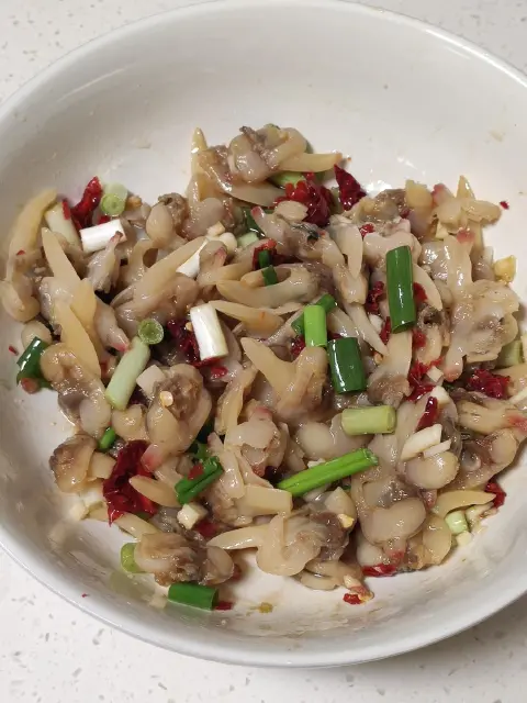 油泼黄蚬子肉