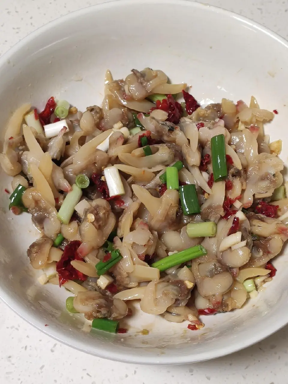 油泼黄蚬子肉成品图