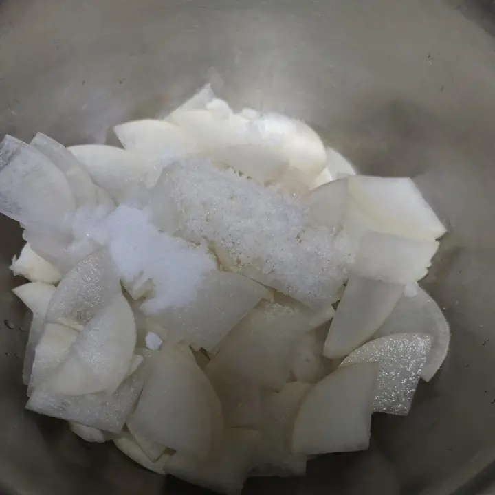 酸甜腌萝卜 第 1 步