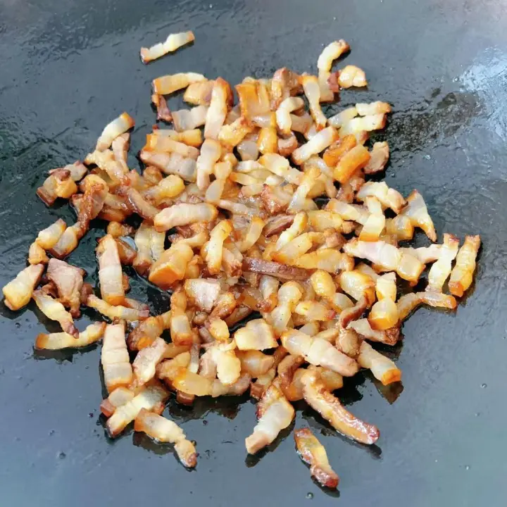 酱腊肉炒佛手瓜 第 5 步