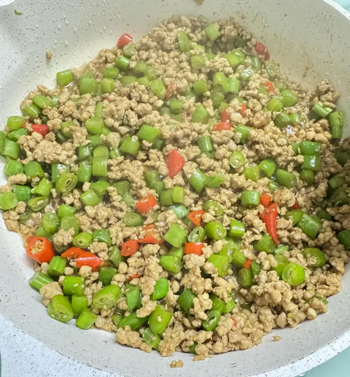 肉末豆角 第 5 步