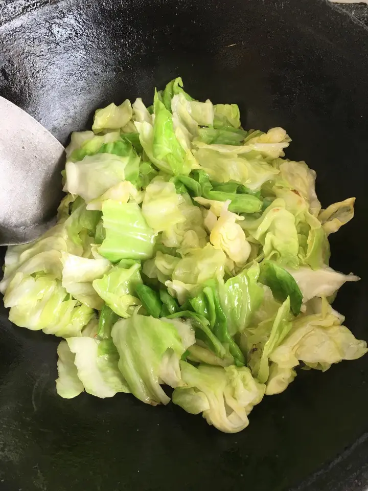 手撕包菜 第 7 步