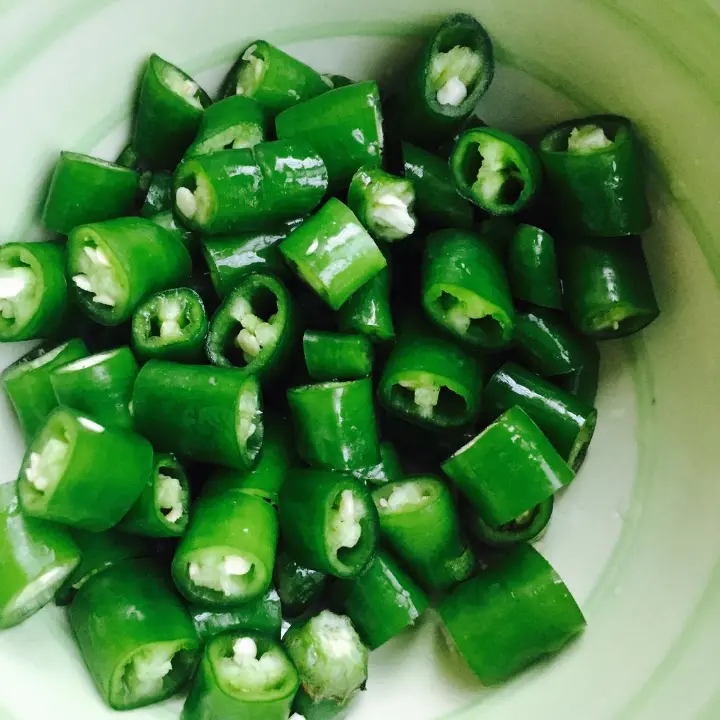 黑胡椒杏鲍菇牛肉粒 第 4 步