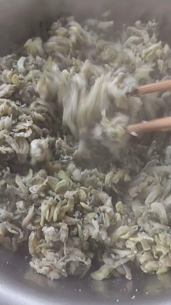 煎蒸洋槐花 第 15 步