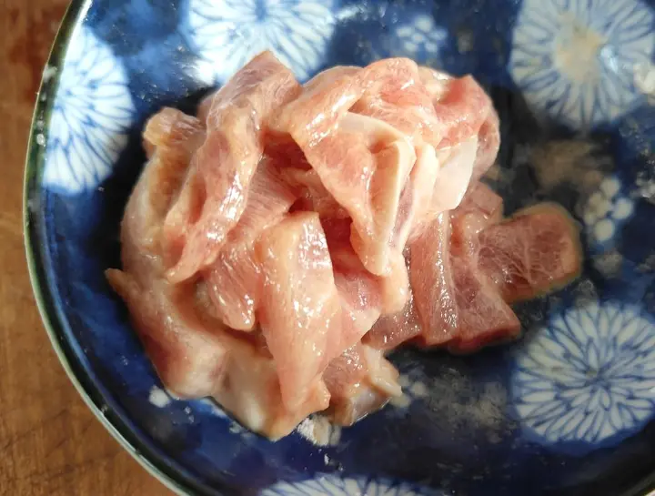 家常时蔬炒肉 第 1 步