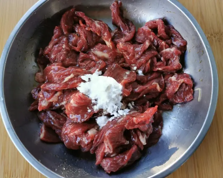 虫草花蒸牛肉 第 2 步