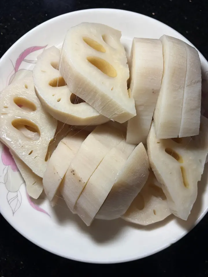 莲藕炖梅花肉 第 4 步