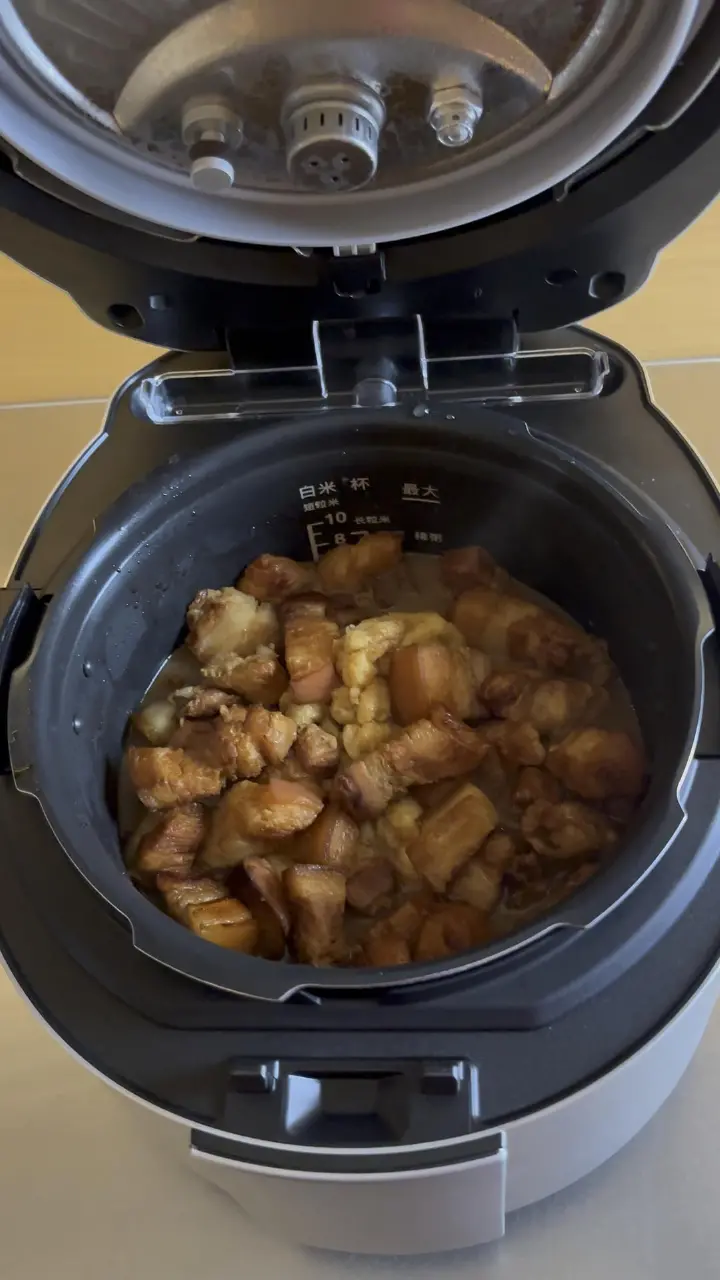 红烧肉炖豆腐串 第 3 步