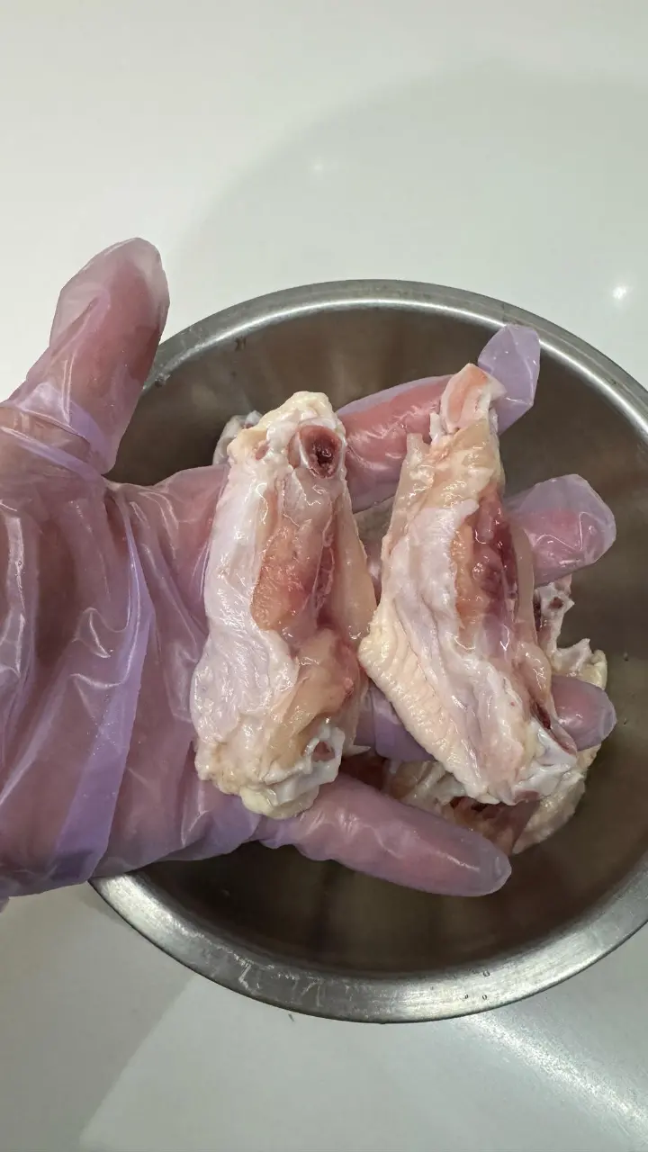 干锅土豆鸡翅虾 第 1 步