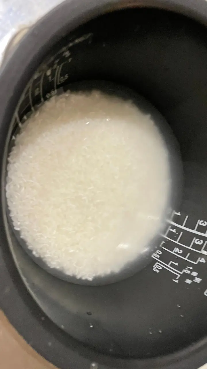 霜打青菜风肉菜饭 第 1 步