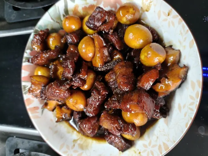 鹌鹑蛋鲍鱼红烧肉 第 19 步