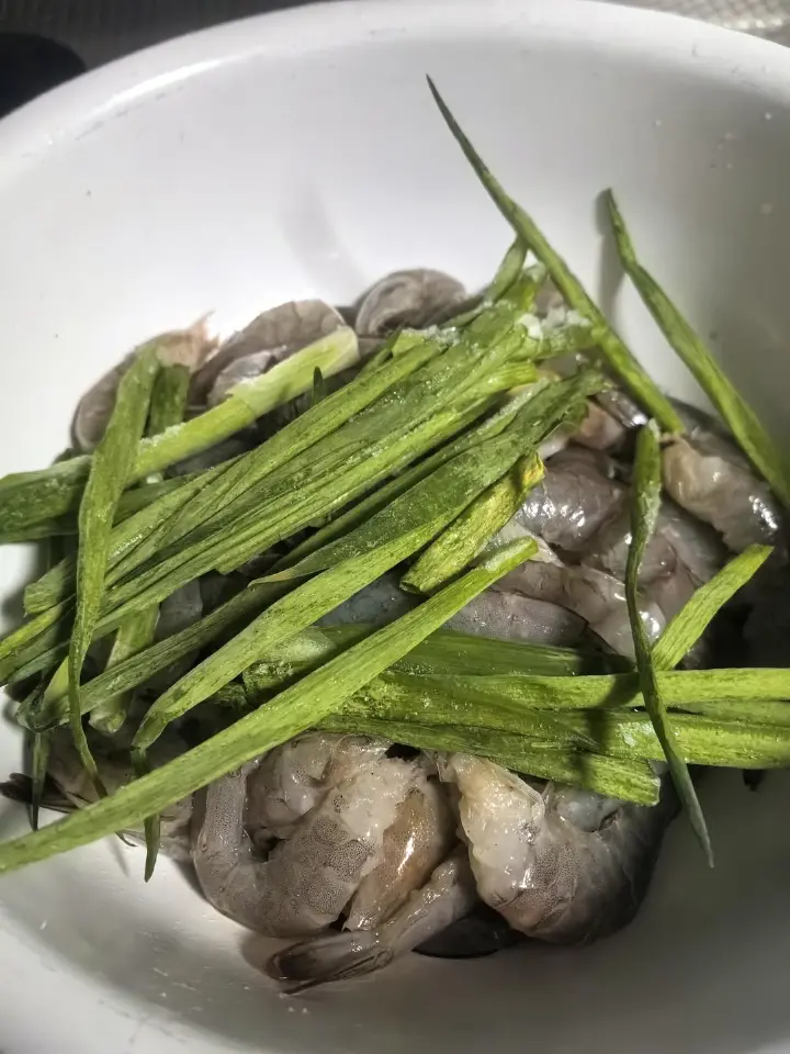 避风塘炒虾 第 2 步