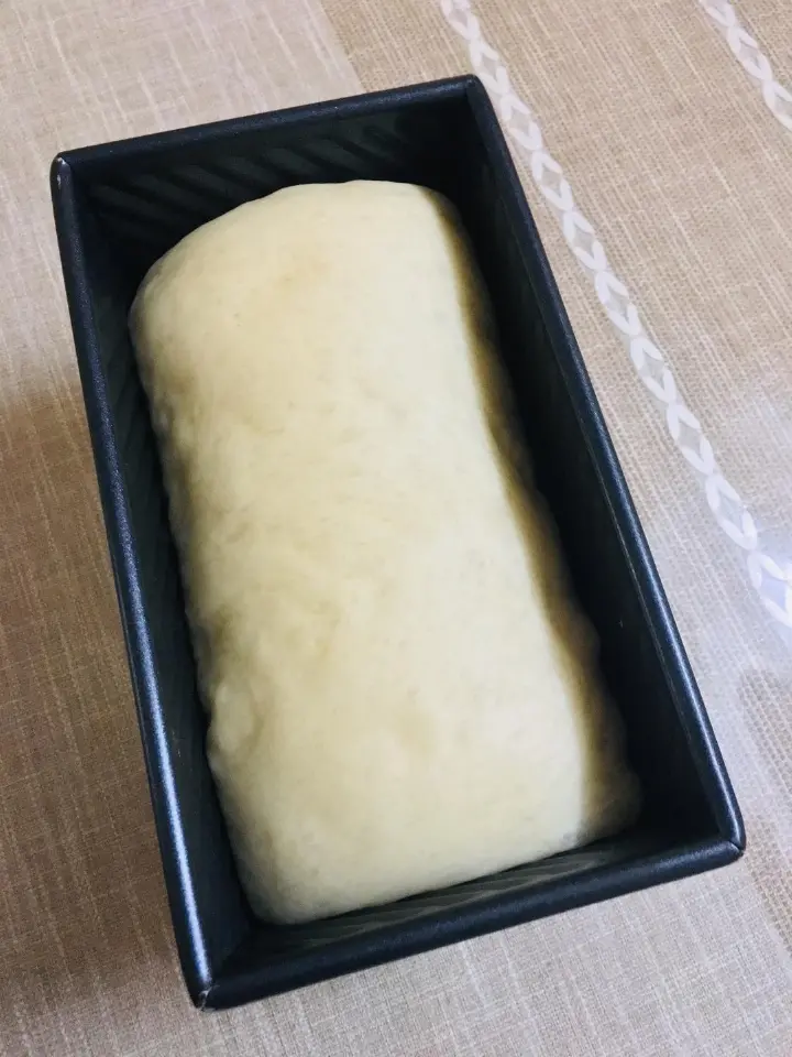 蜜红豆牛奶吐司 第 9 步
