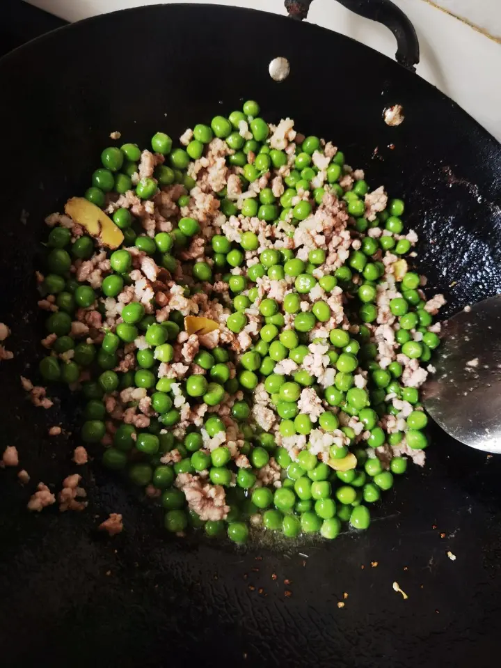 肉末青豆 第 5 步