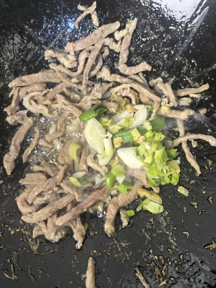 茼蒿炖干豆腐 第 7 步