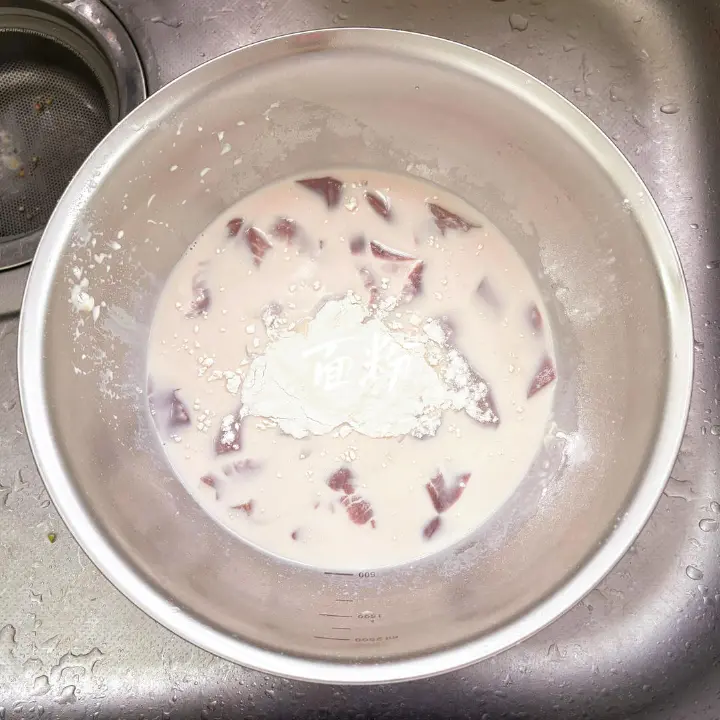 酸萝卜韭黄炒猪腰 第 3 步