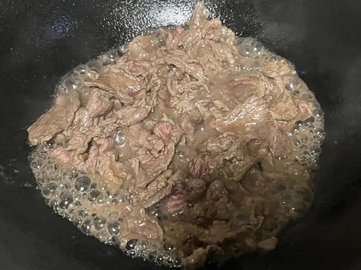 辣椒炒牛肉 第 2 步