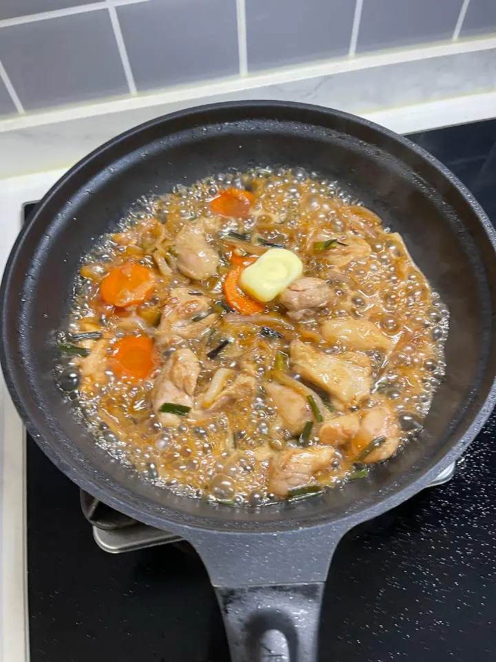 黄油焖鸡腿肉 第 10 步